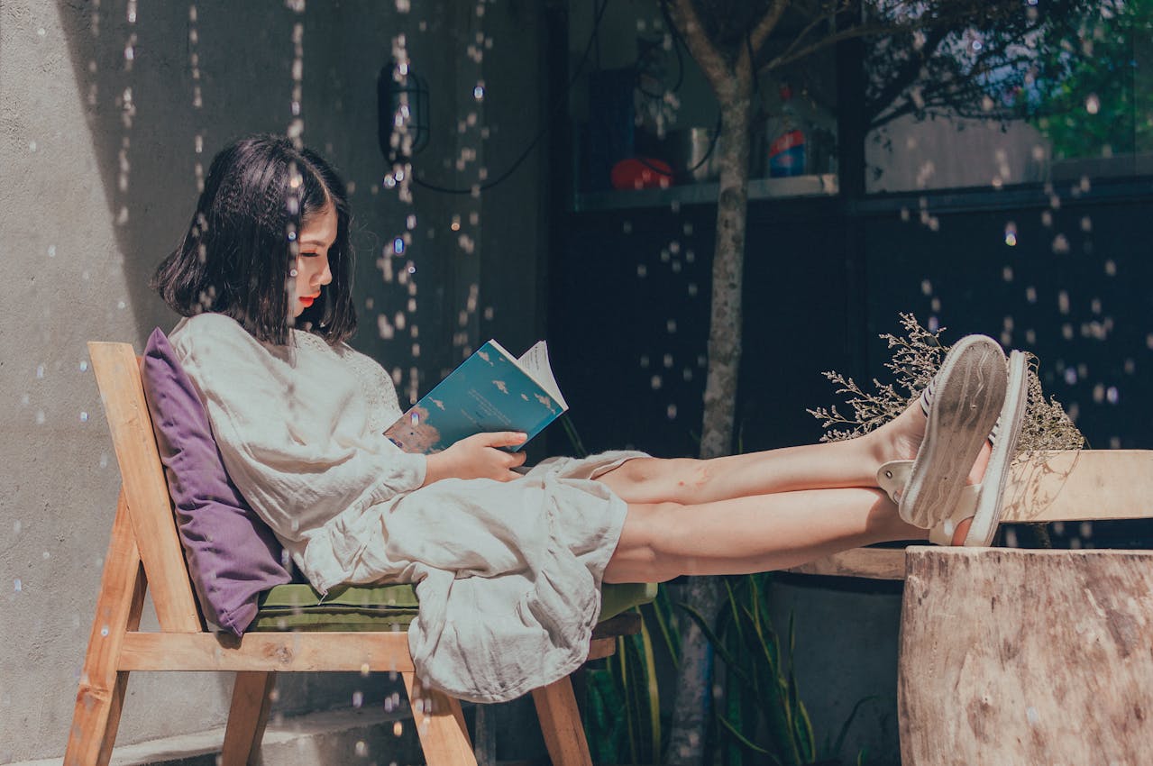life-changing-books-to-read-in-your-20s