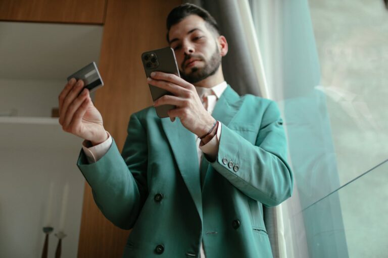 things-every-young-man-needs-to-achieve-before-30